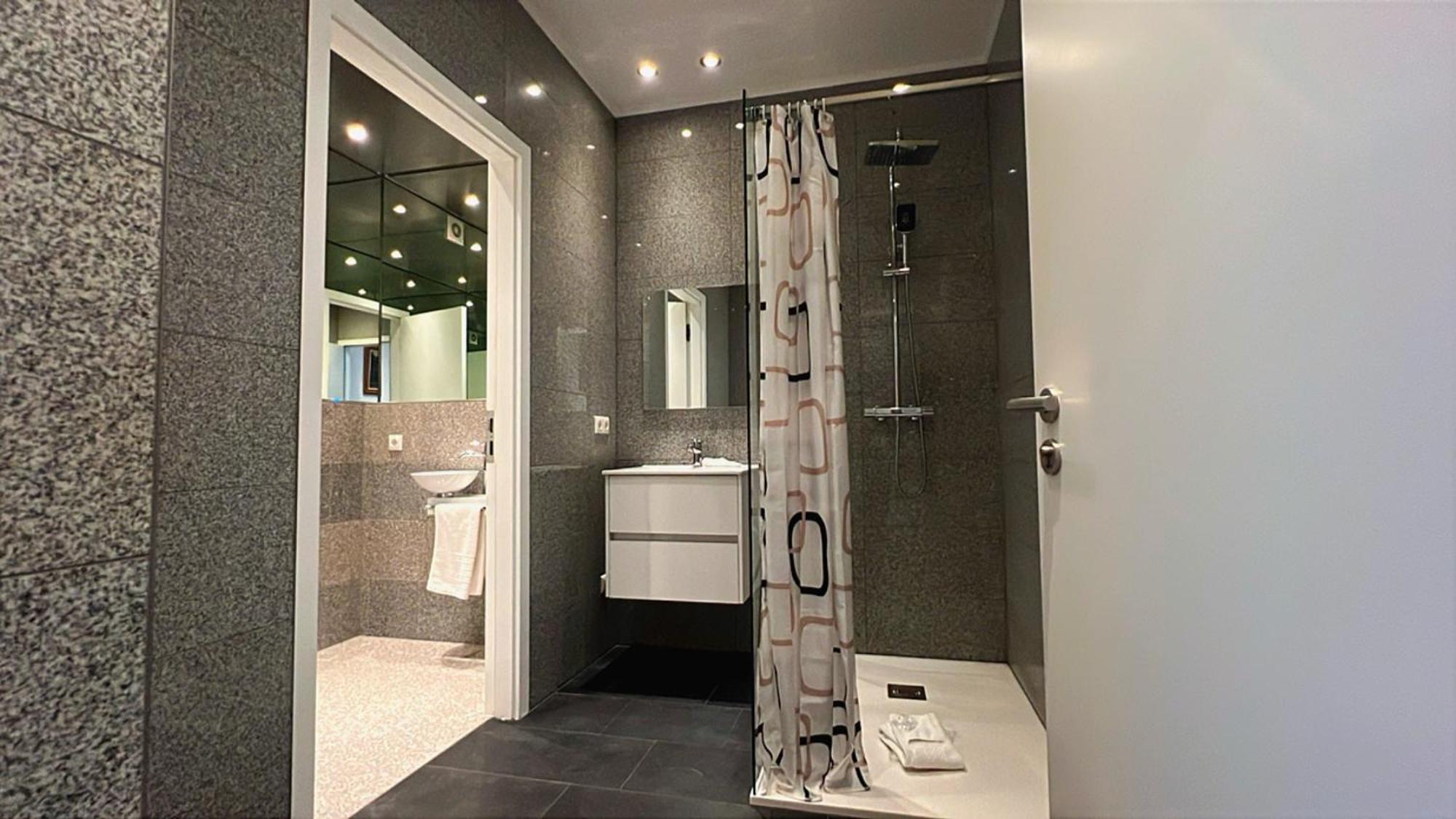 Domus Hotel Lussemburgo Esterno foto